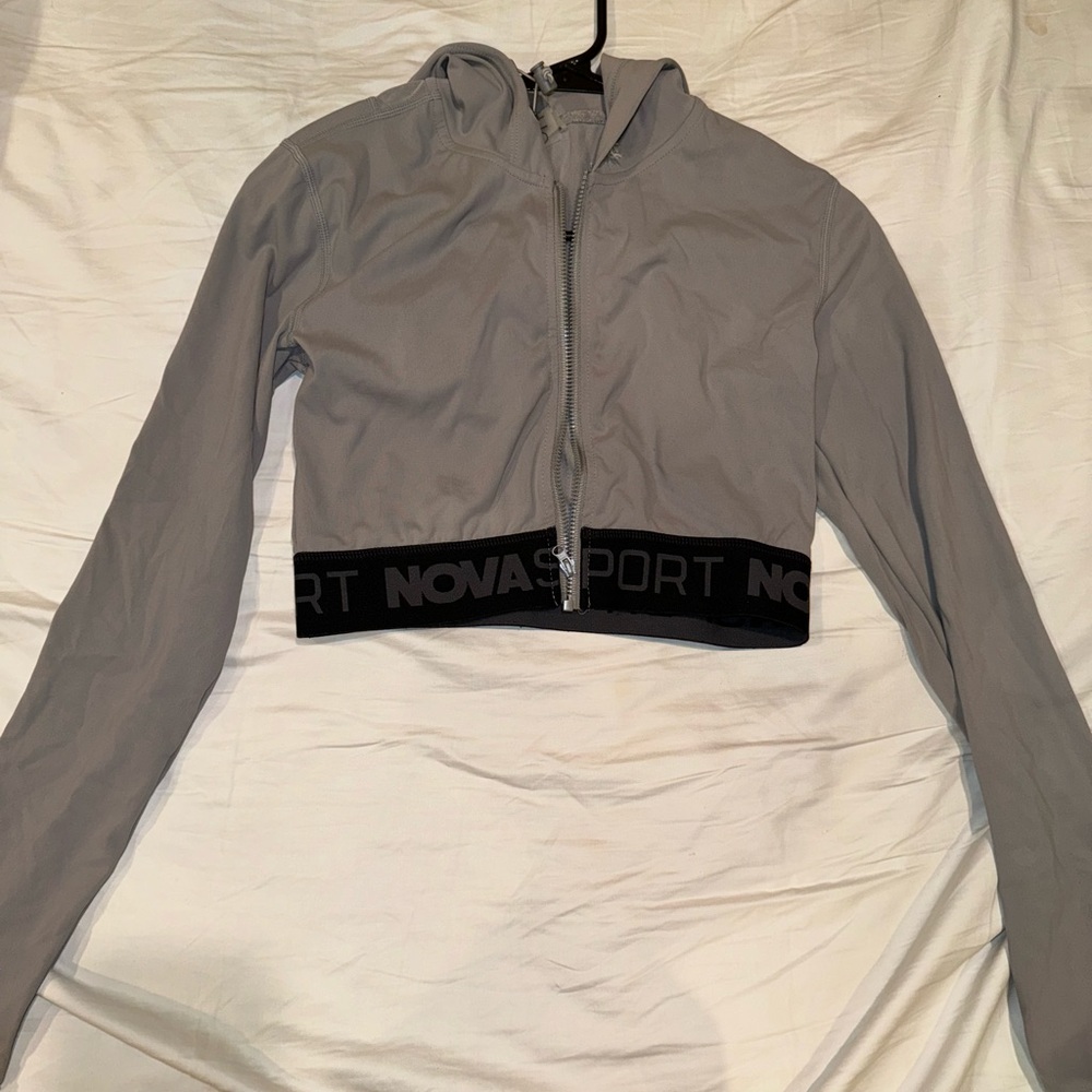 Sports cropped hoodie in grey